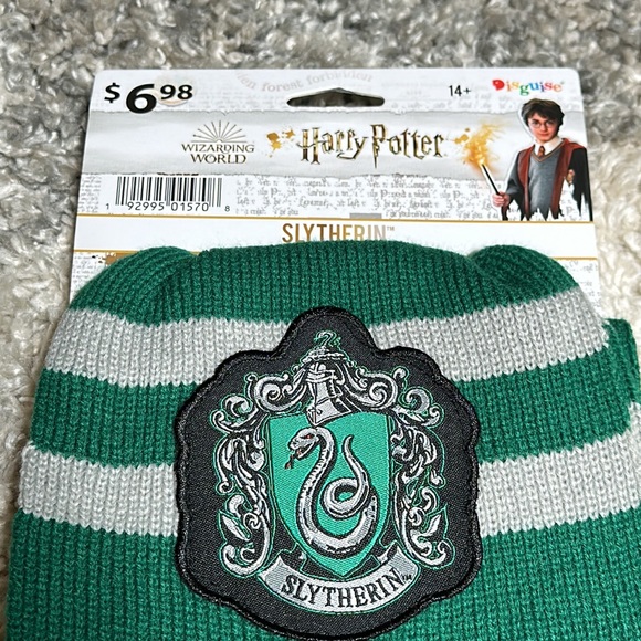 Harry Potter Disguise Wizarding World Slytherin Green Grey Stripe Knit Scarf. - Picture 2 of 5